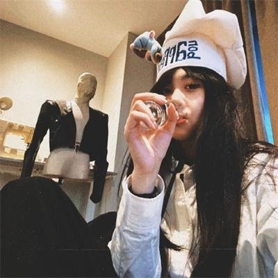 女校春色